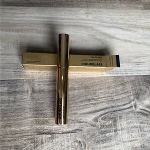 Hourglass Unlocked Mascara -NEW! Ultra Black.